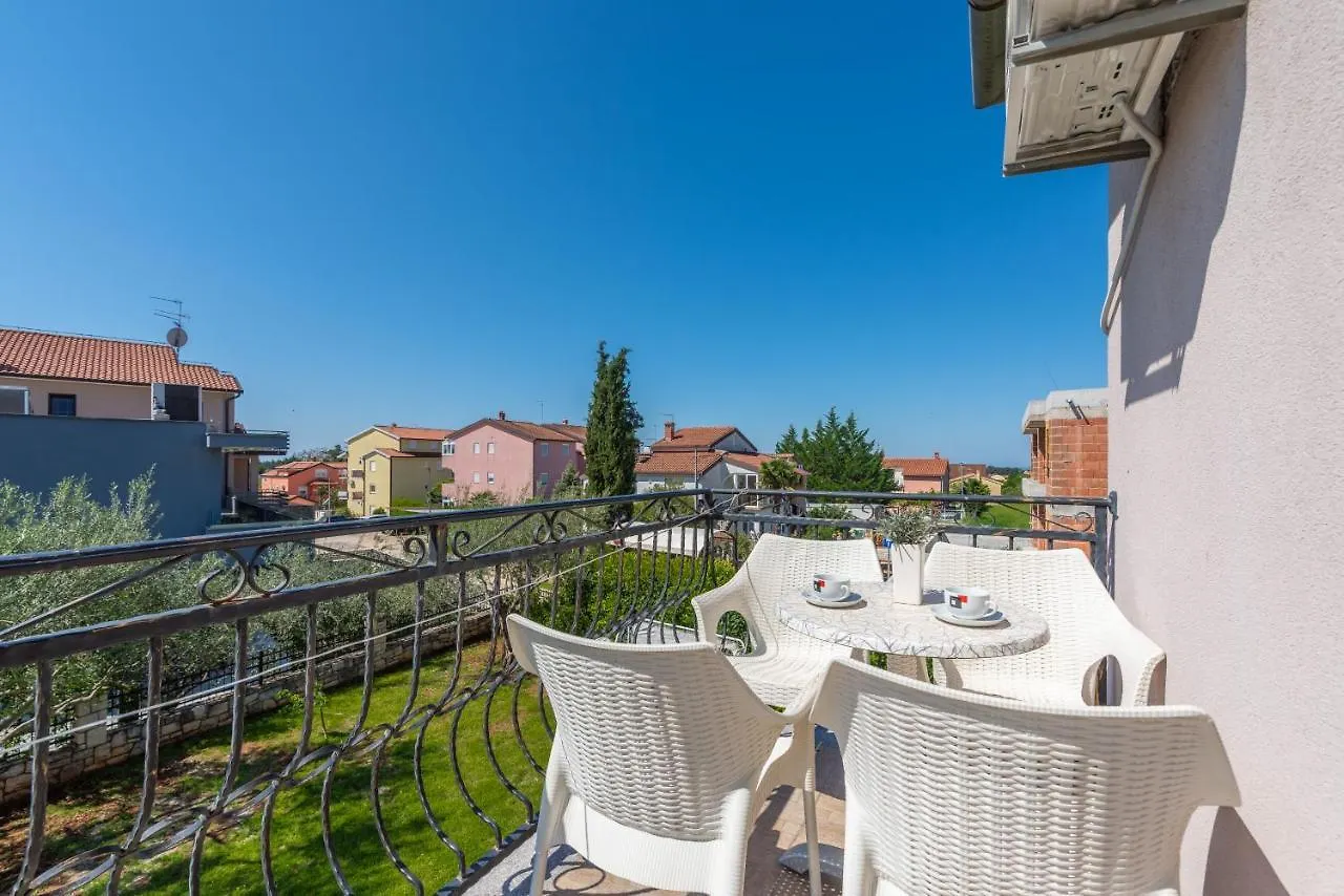 Apartments Morena Novigrad  Croatia